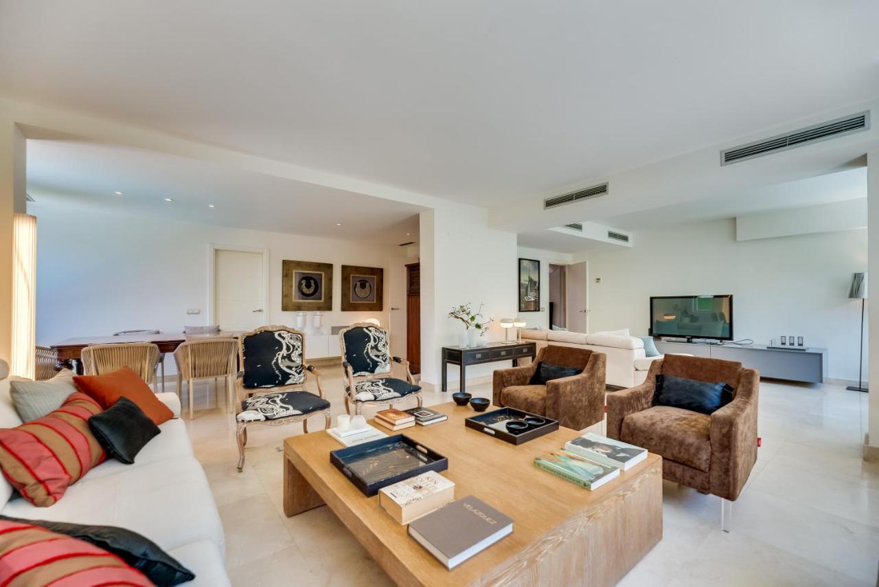 Villaer Vacation I Fuentes, Prime Location, Perfect For Families And Big Groups, Shared Pool