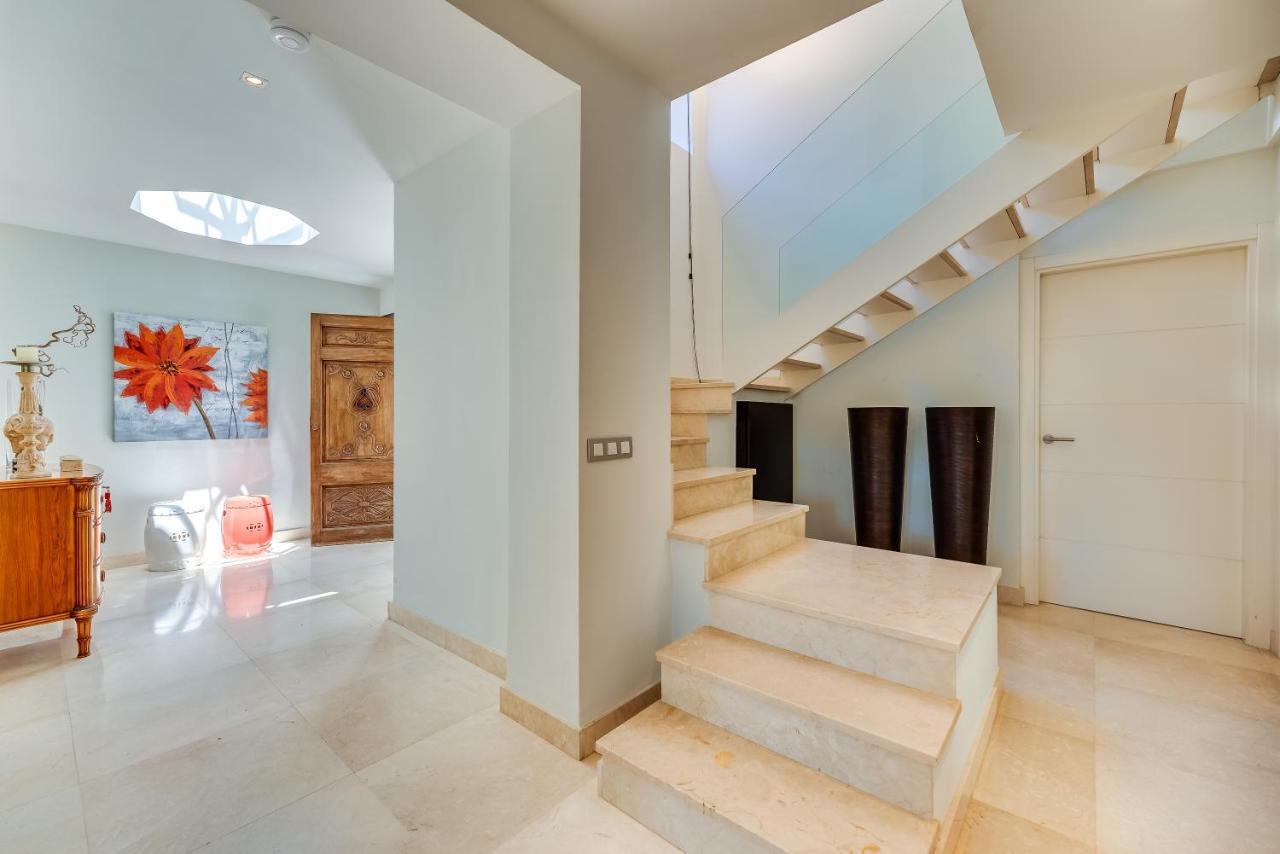 Vacation I Fuentes, Prime Location, Perfect For Families And Big Groups, Shared Pool Villaer *